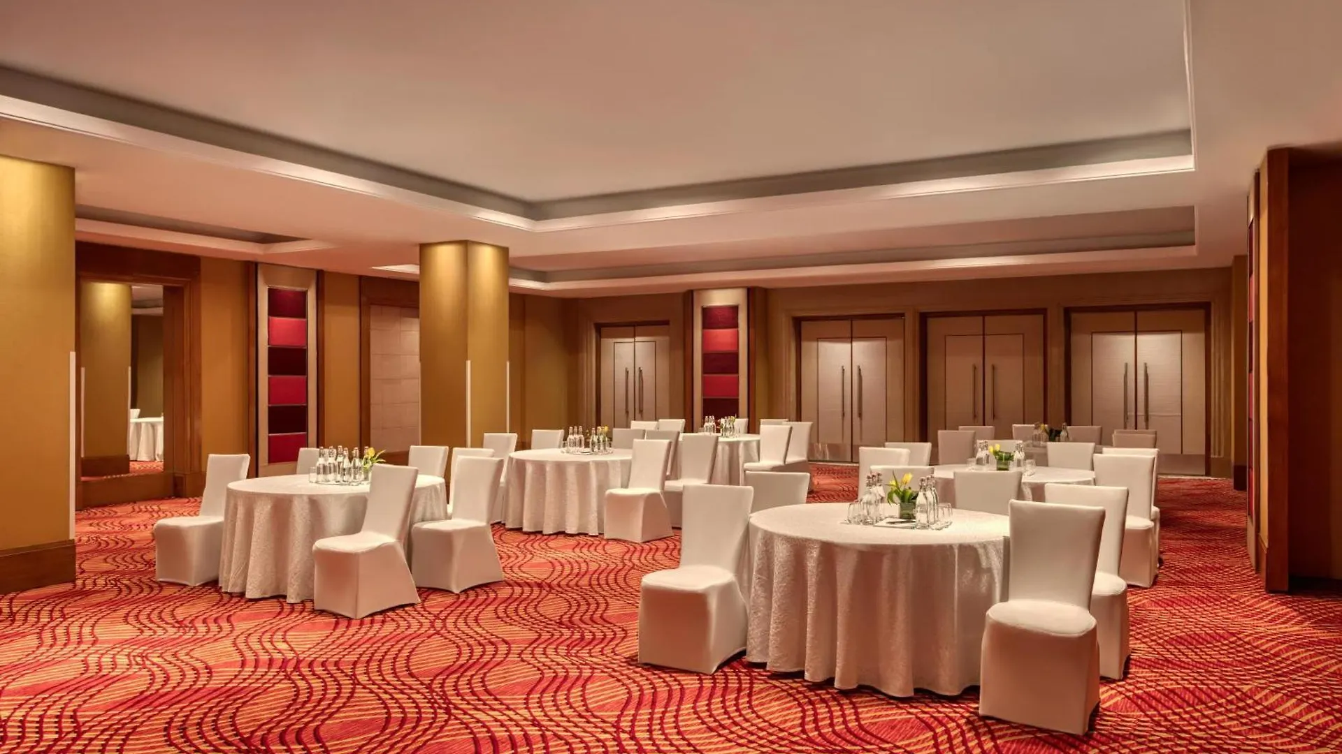 Le Meridien Gurgaon, Delhi Ncr Hotel Gurgaon