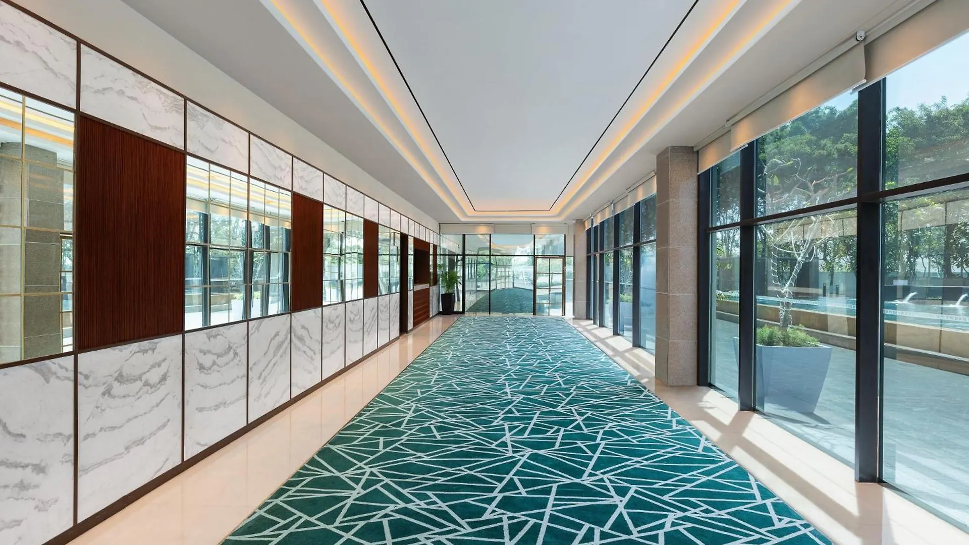 Le Meridien Gurgaon, Delhi Ncr Hotel Gurgaon